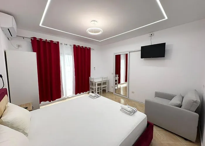Nando's Apartament Wlora